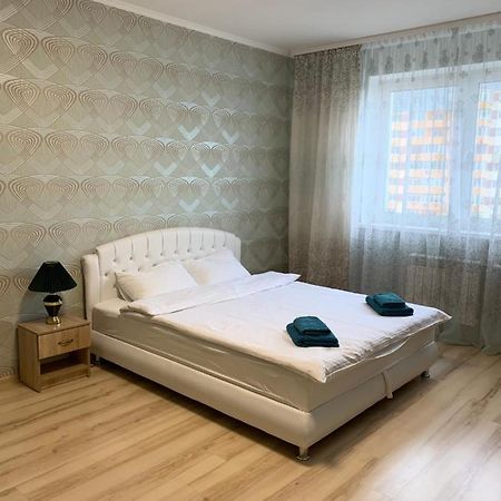 Квартира Возле Диагностического Центра Kiev Buitenkant foto
