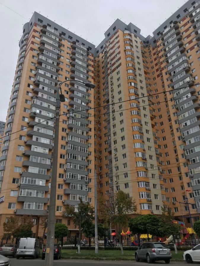 Квартира Возле Диагностического Центра Kiev Buitenkant foto